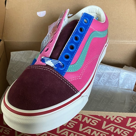 Vans Shoes - NEW! Vans Old Skool Frayed leaves size 7